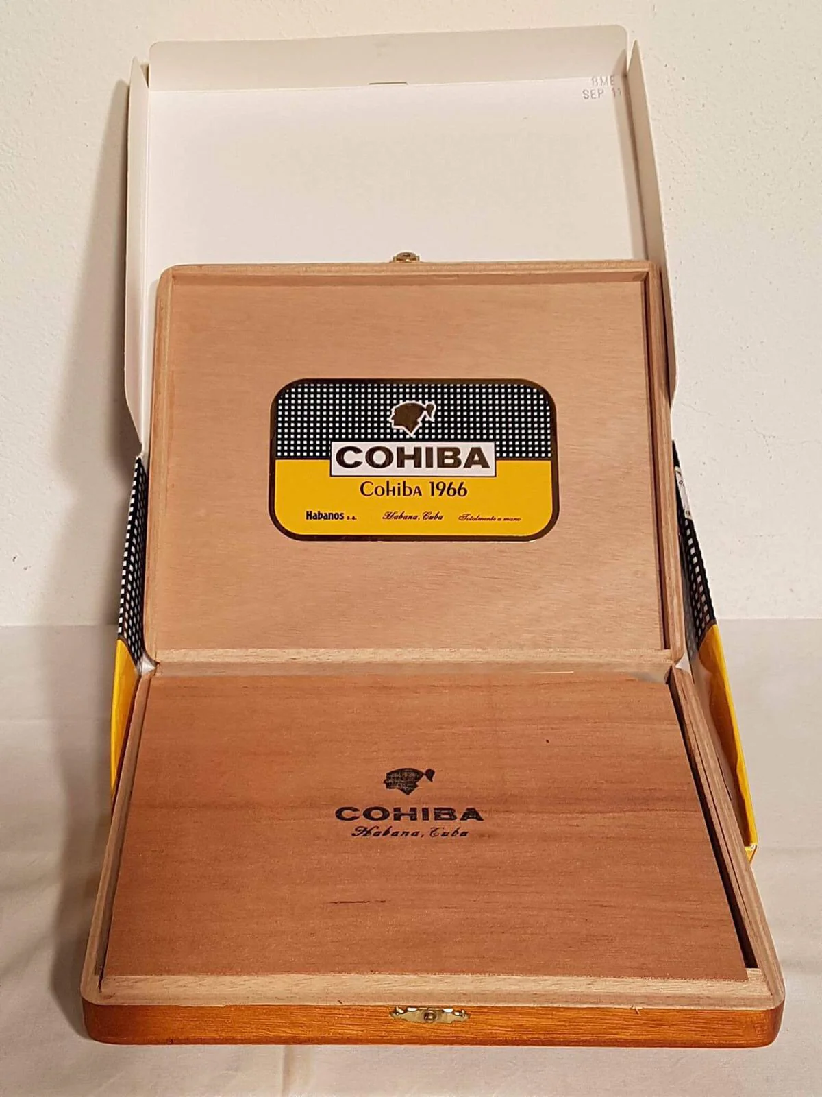 Cohiba 1966 Edición Limitada 2011 Cigar - Image 6