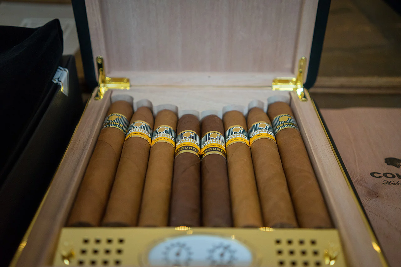 Cohiba 50 Aniversario Travel Humidor - Image 3