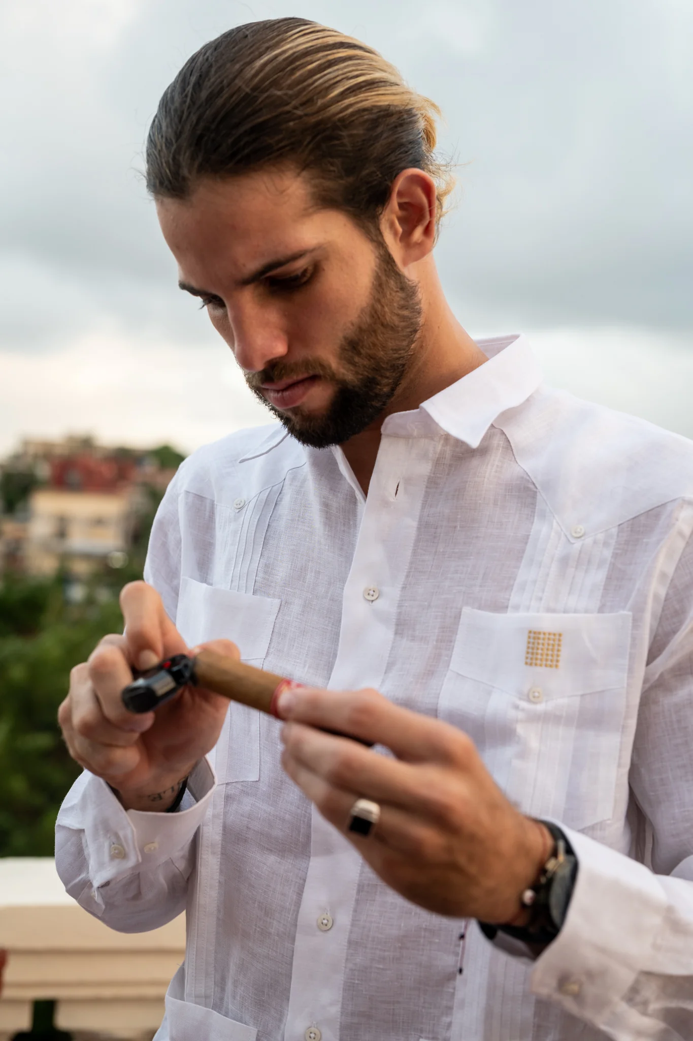 Cohiba Atmosphere Guayabera Slim Fit - Image 4