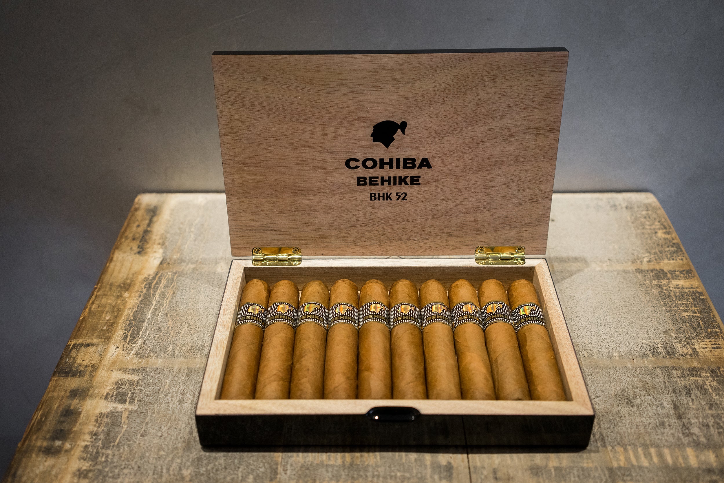 Cohiba Behike 52 Cigar - Image 5