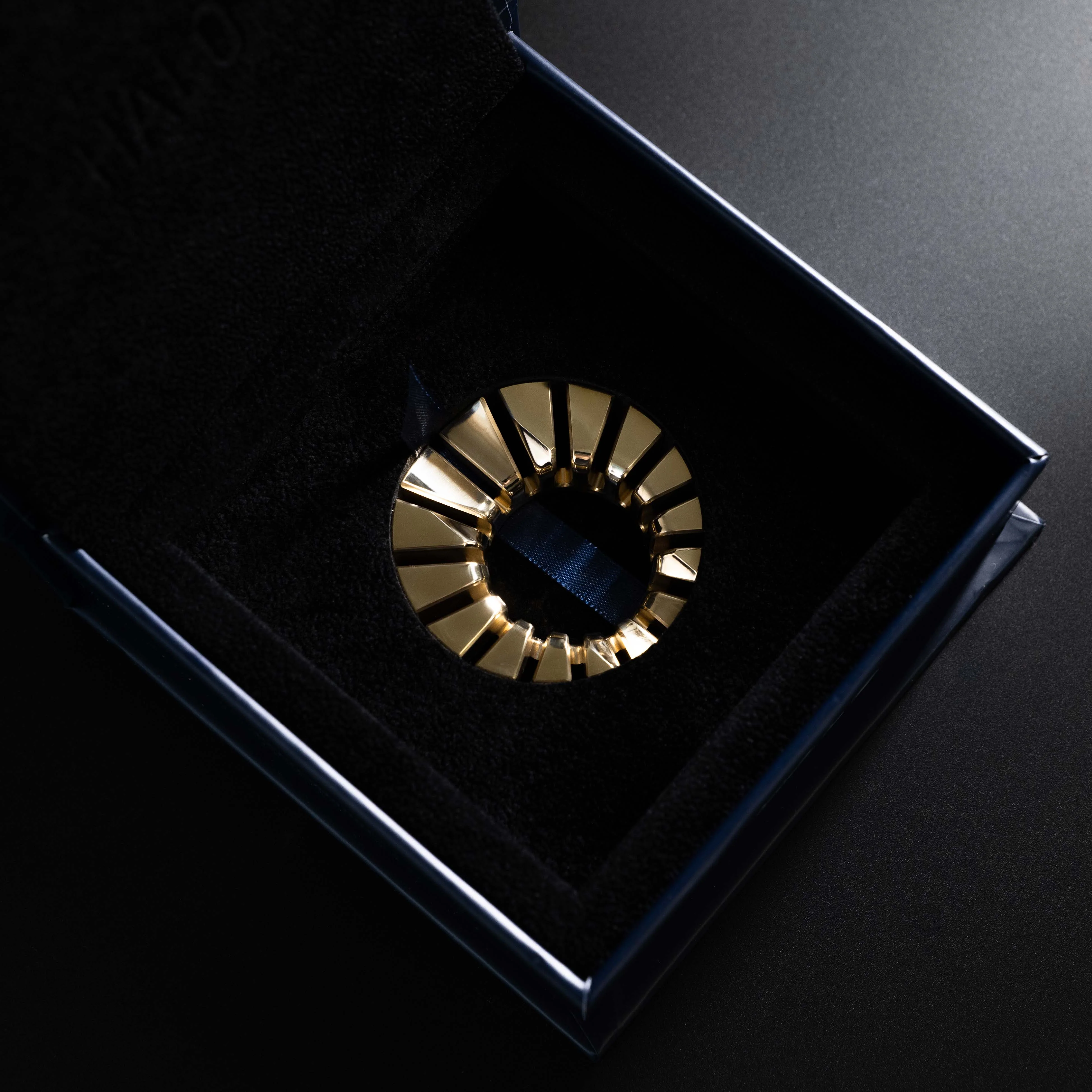 HALO CIGAR REST BRASS - Image 3