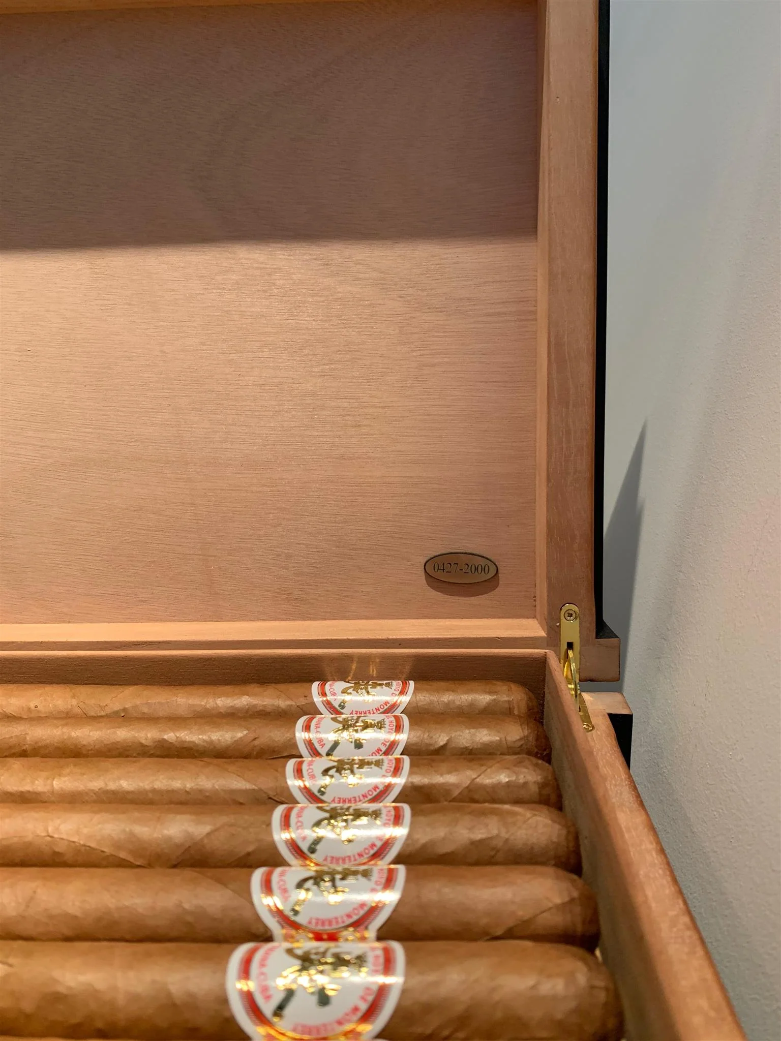 Hoyo de Monterrey Maravillas - Colección Habanos 2015 Book - Image 3