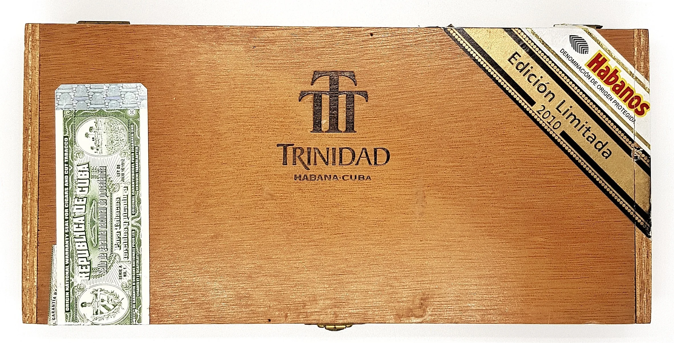 Trinidad Short Robustos T Edicion Limitada 2010 Cigar - Image 3